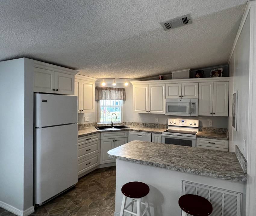 471 S. Putter Circle a Winter Haven, FL Mobile or Manufactured Home for Sale